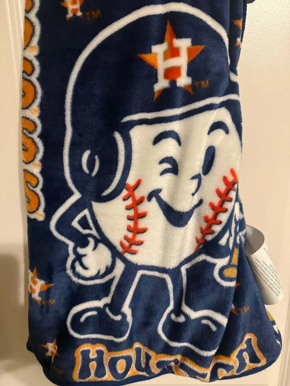 MLB Houston Astros Mascot Super Soft Plush Blanket 60 in x 70 in